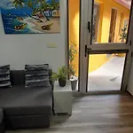 Con Patio Cerca De La Playa * 布埃乌