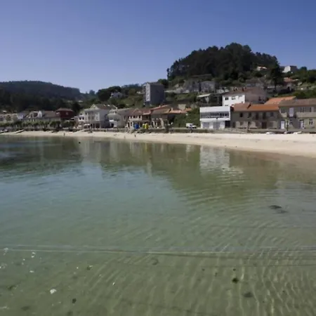 Con Patio Cerca De La Playa Apartamento Bueu