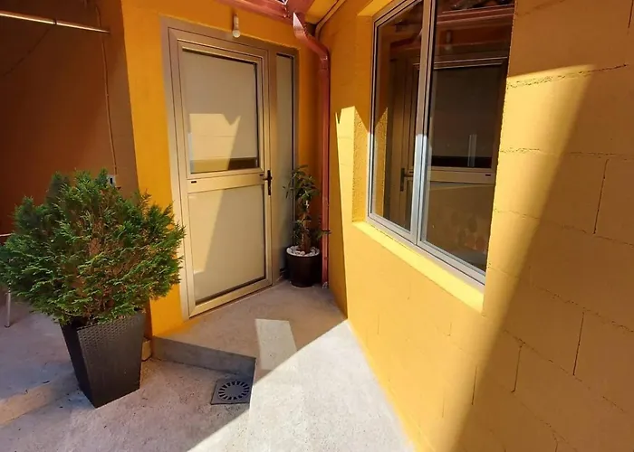 Con Patio Cerca De La Playa Apartman Bueu